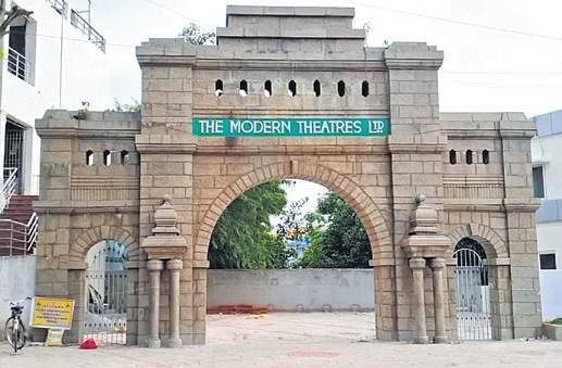 The Modern Theatres Ltd, Salem